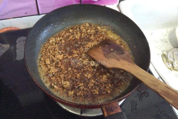 缸豆炒肉沫的做法图解2