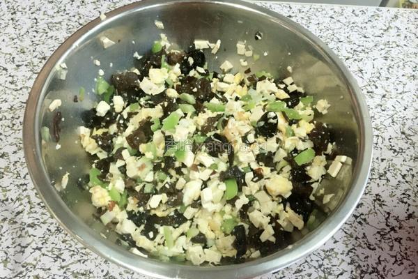素饺子馅的做法图解7