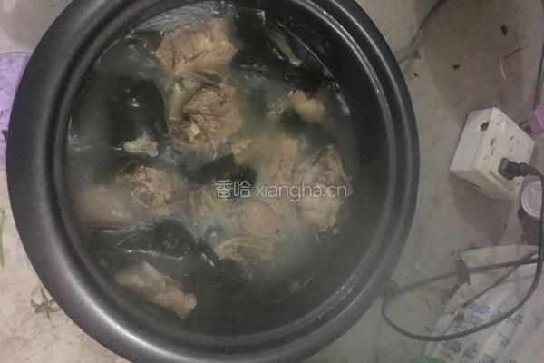 海带骨头汤的做法图解3