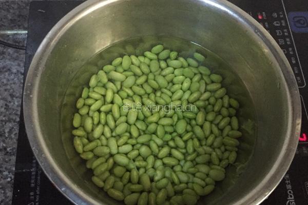 麻辣毛豆的做法图解2