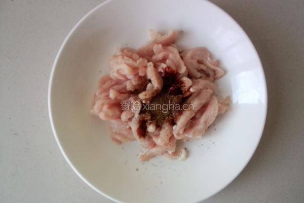 肉丝炒饼的做法图解2