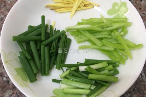 酱爆田螺的做法图解2