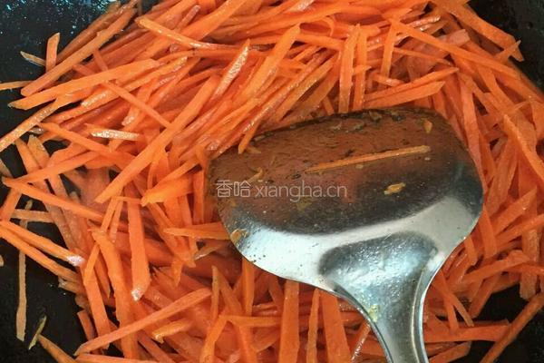 红萝卜炒肉丝的做法图解5