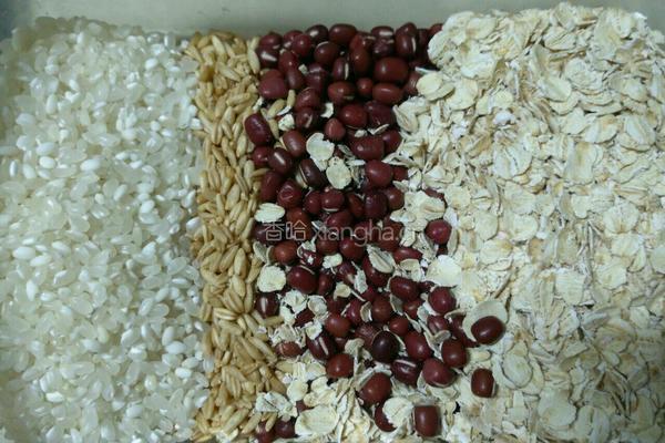 红豆麦片米糊的做法图解1