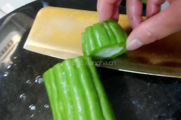 苦瓜蒸肉的做法图解3
