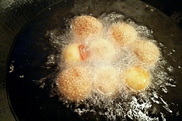 土豆泥芝麻团的做法图解7