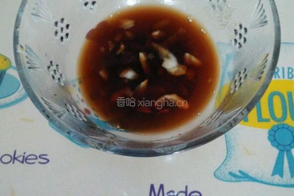 蒜泥海带丝的做法图解4