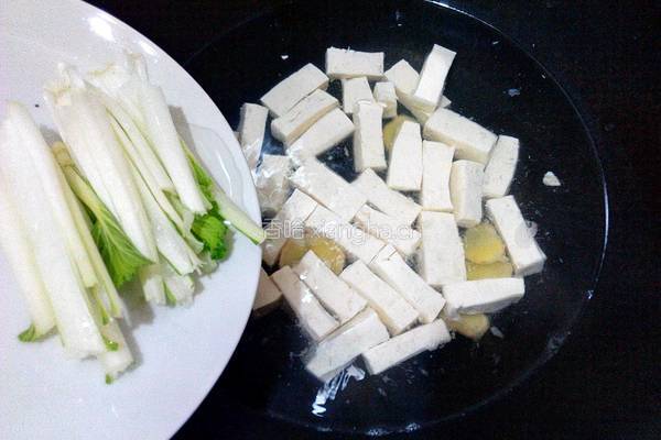 青菜豆腐汤的做法图解5