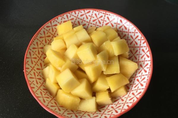 芒果椰汁西米露的做法图解4