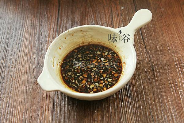 粉丝蒜蓉蒸扇贝的做法图解7