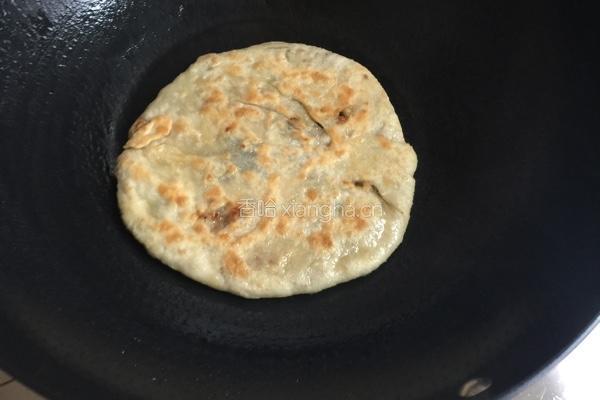 煎饼果子的做法图解4