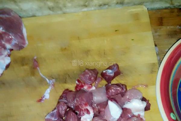 咕噜肉的做法图解1