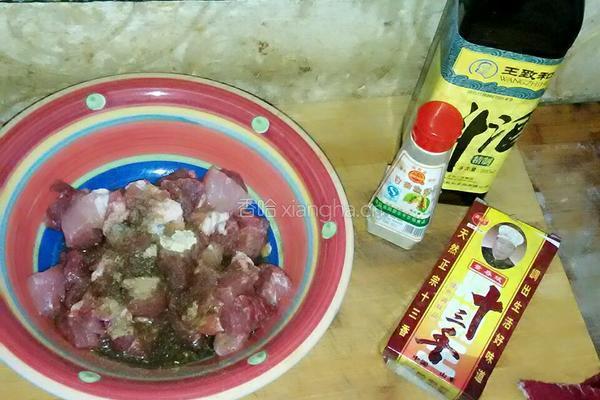 咕噜肉的做法图解2
