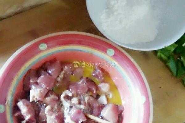 咕噜肉的做法图解3