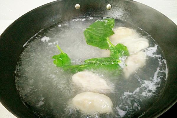 煮速冻饺子的做法图解5