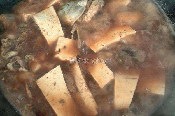 鲢鱼炖豆腐的做法图解4
