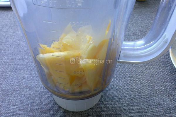 酸甜菠萝酱的做法图解3