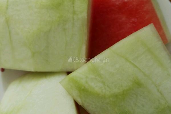 炒西瓜皮的做法图解1