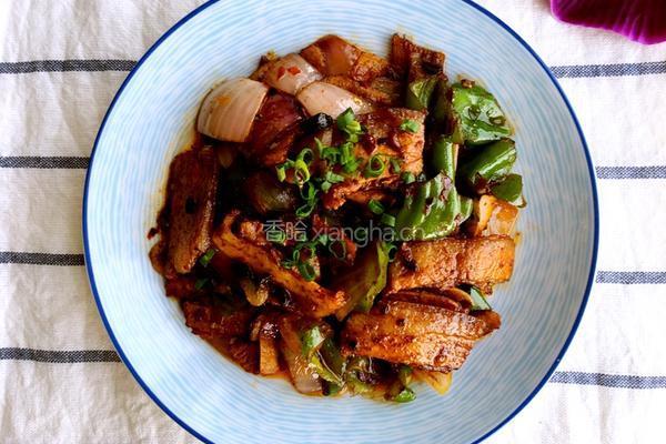 青椒洋葱回锅肉的做法图解8