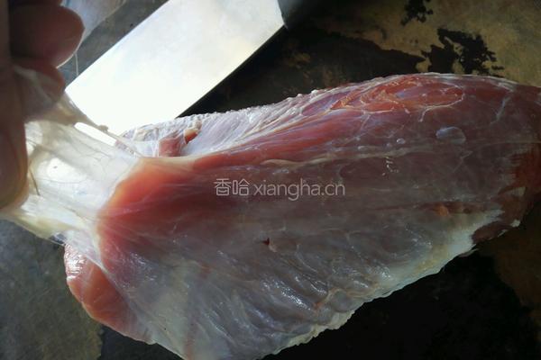 孜然牛肉粒的做法图解3