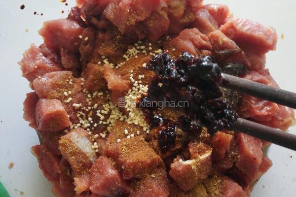 孜然牛肉粒的做法图解16