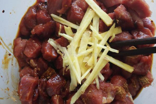 孜然牛肉粒的做法图解17