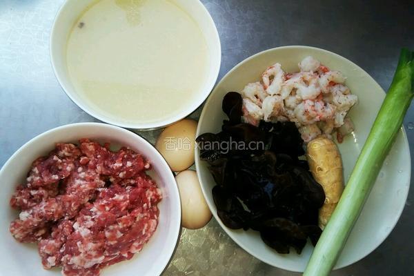 虾仁三鲜馄饨的做法图解1
