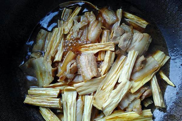 腐竹红烧肉的做法图解12