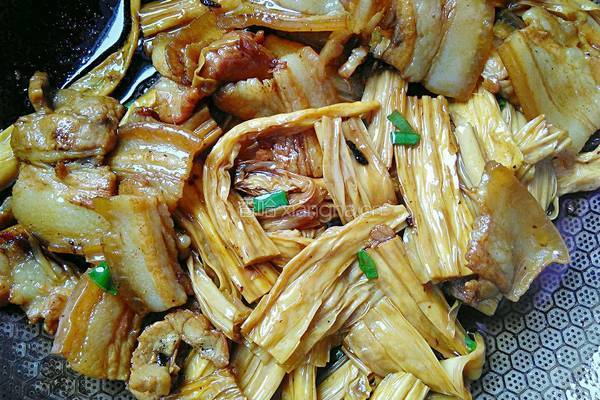 腐竹红烧肉的做法图解15