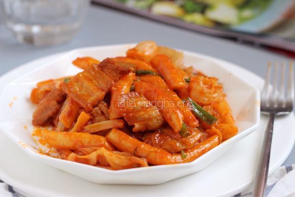 泡菜炒年糕