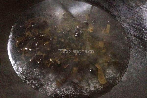 木耳拌黄瓜的做法图解4