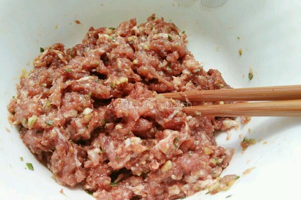 蛋黄狮子头的做法图解6