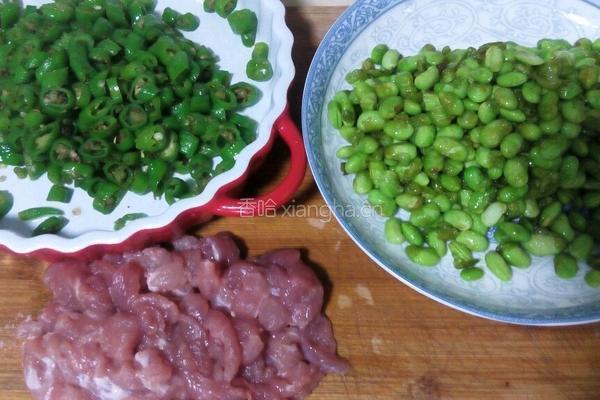 毛豆炒肉的做法图解6