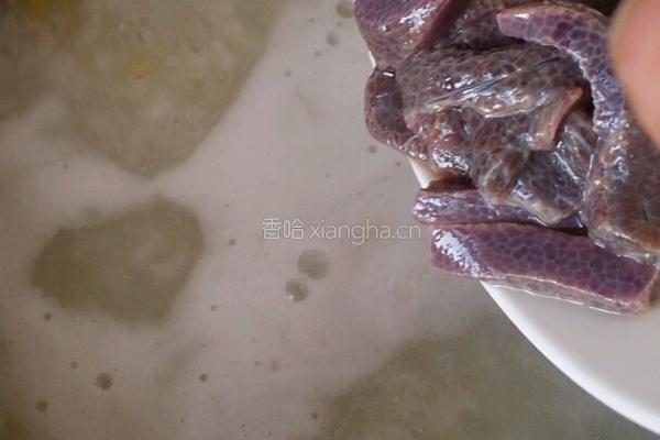 菠菜猪肝粥的做法图解9