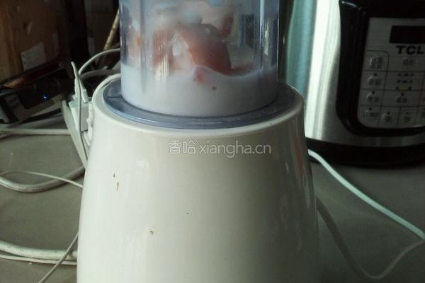 芒果牛奶冰沙的做法图解3