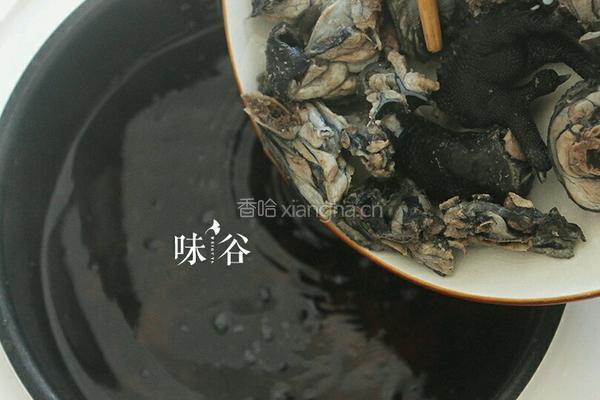 首乌乌鸡汤的做法图解4