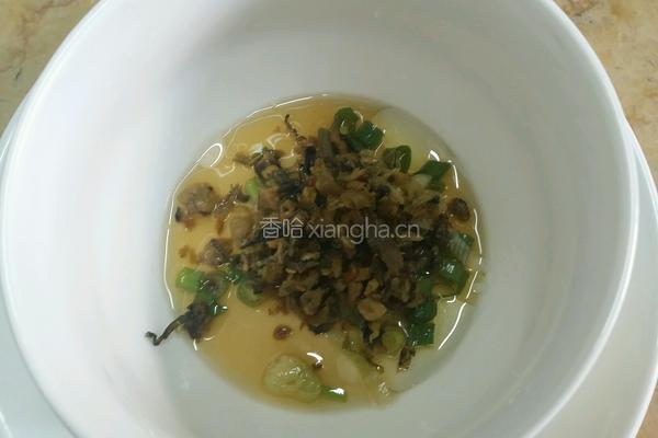 酸菜粉丝汤的做法图解3