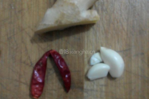 蒜薹鸡蛋的做法图解3