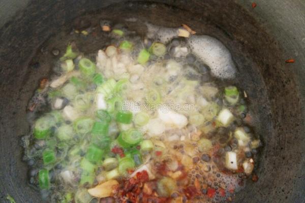 普宁豆酱炒小白菜的做法图解2