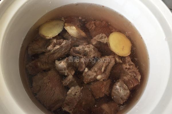 西红柿土豆牛肉汤的做法图解3
