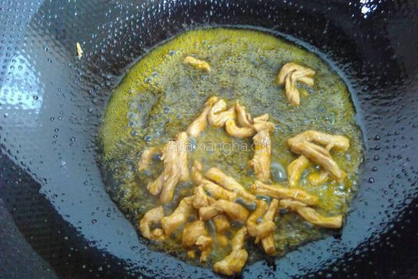 肉丝青椒炒土豆丝的做法图解3