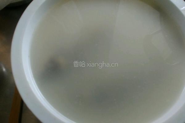 清炖鲫鱼汤的做法图解9