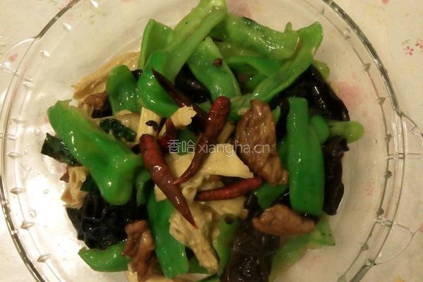 青椒肉片炒腐竹的做法图解6