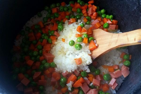 豌豆胡萝卜焖饭的做法图解8