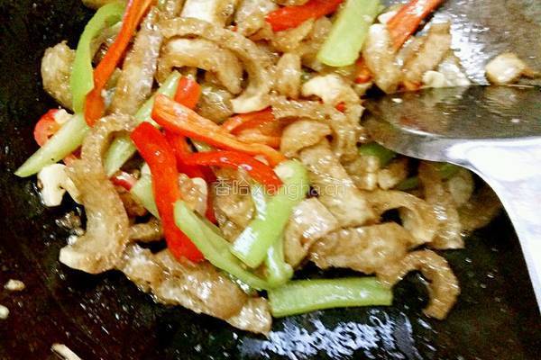 虎皮椒炒肉皮的做法图解5