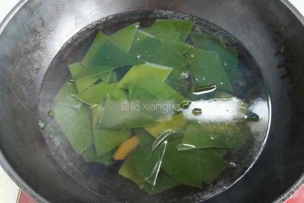 排骨炖海带的做法图解3
