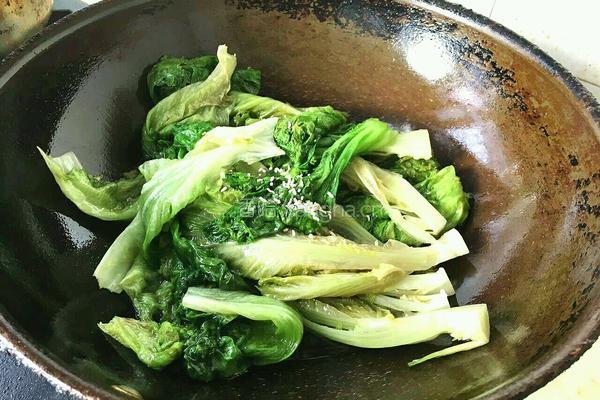 蒜茸蚝油炝生菜的做法图解8