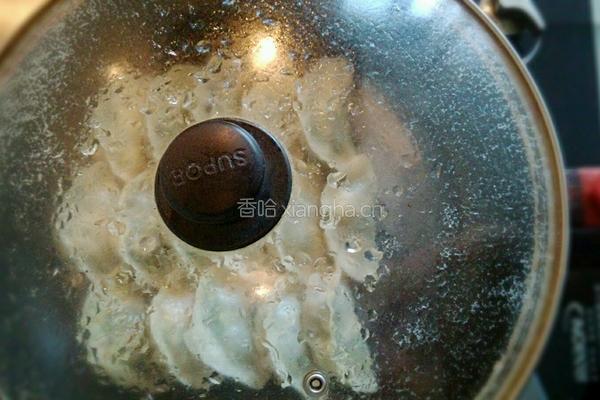 素三鲜锅贴的做法图解12