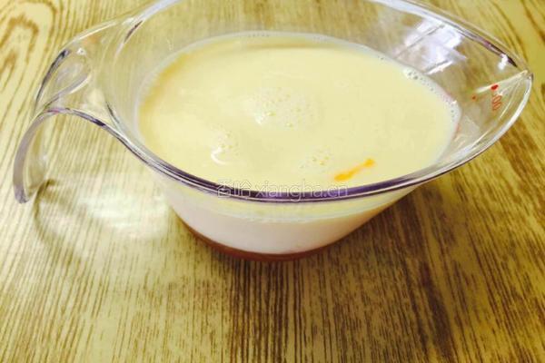 面包机版蜂蜜吐司的做法图解2
