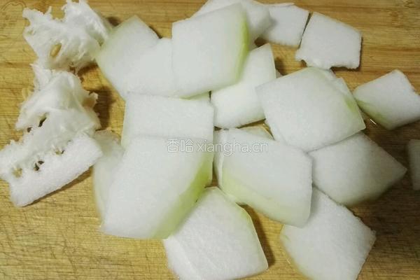 冬瓜排骨玉米汤的做法图解4